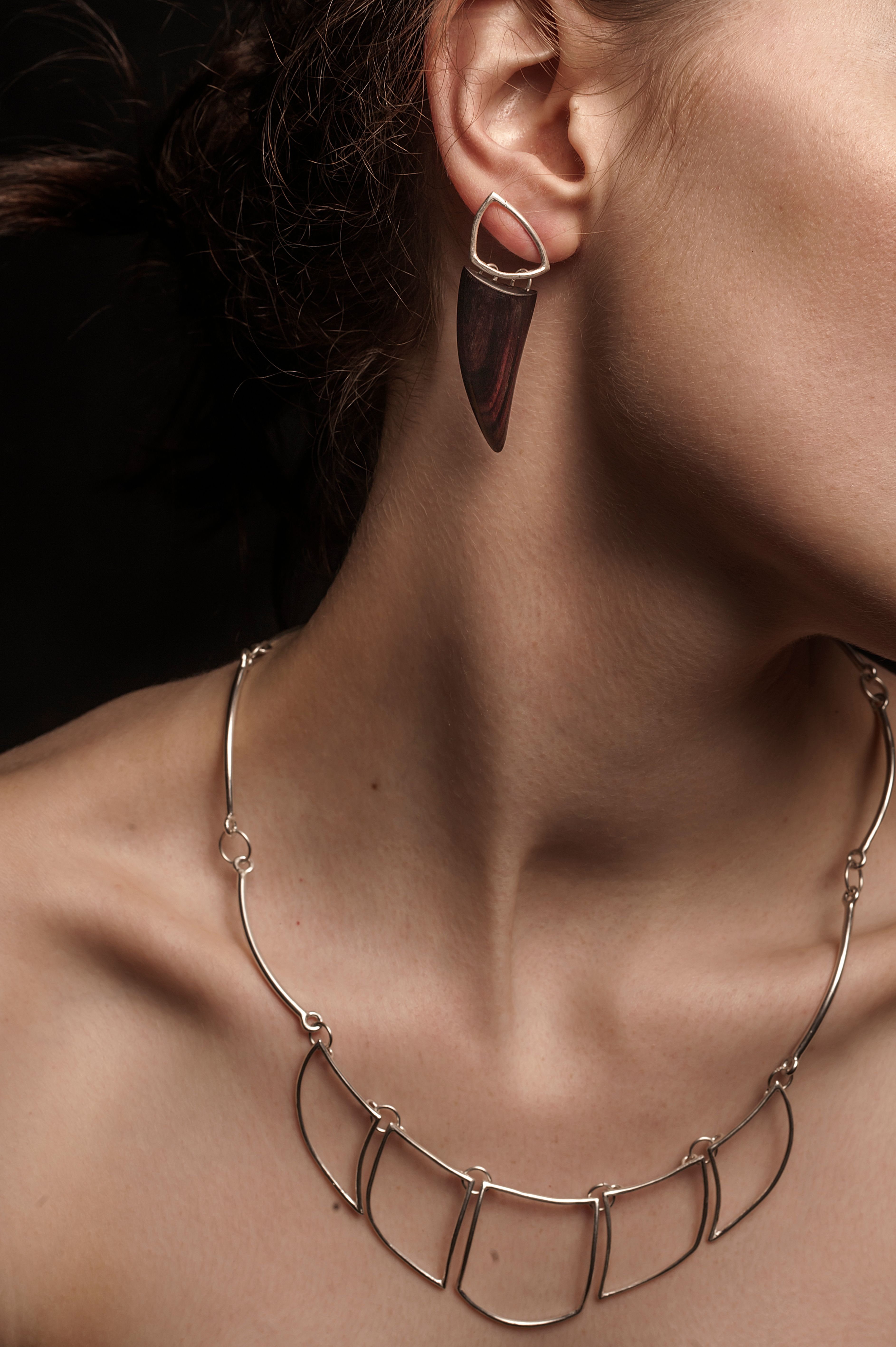 Bijou contemporain par Amira Sliman