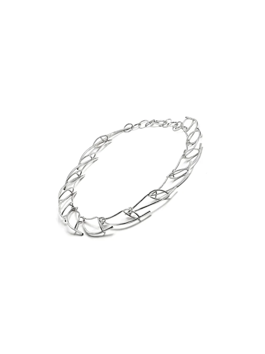 Collier M