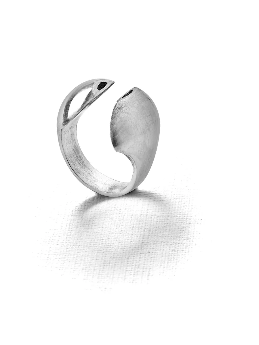 Bague 8